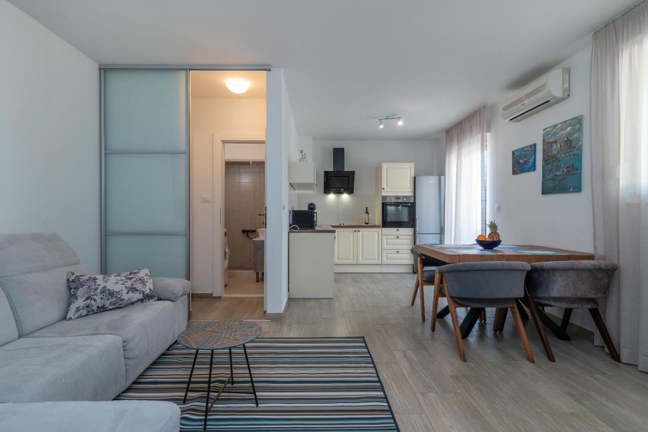 Apartments Liam โตรกีร์ ภายนอก รูปภาพ