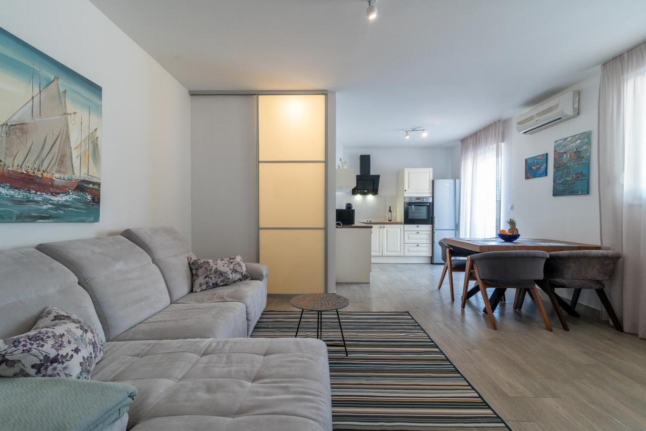Apartments Liam โตรกีร์ ภายนอก รูปภาพ