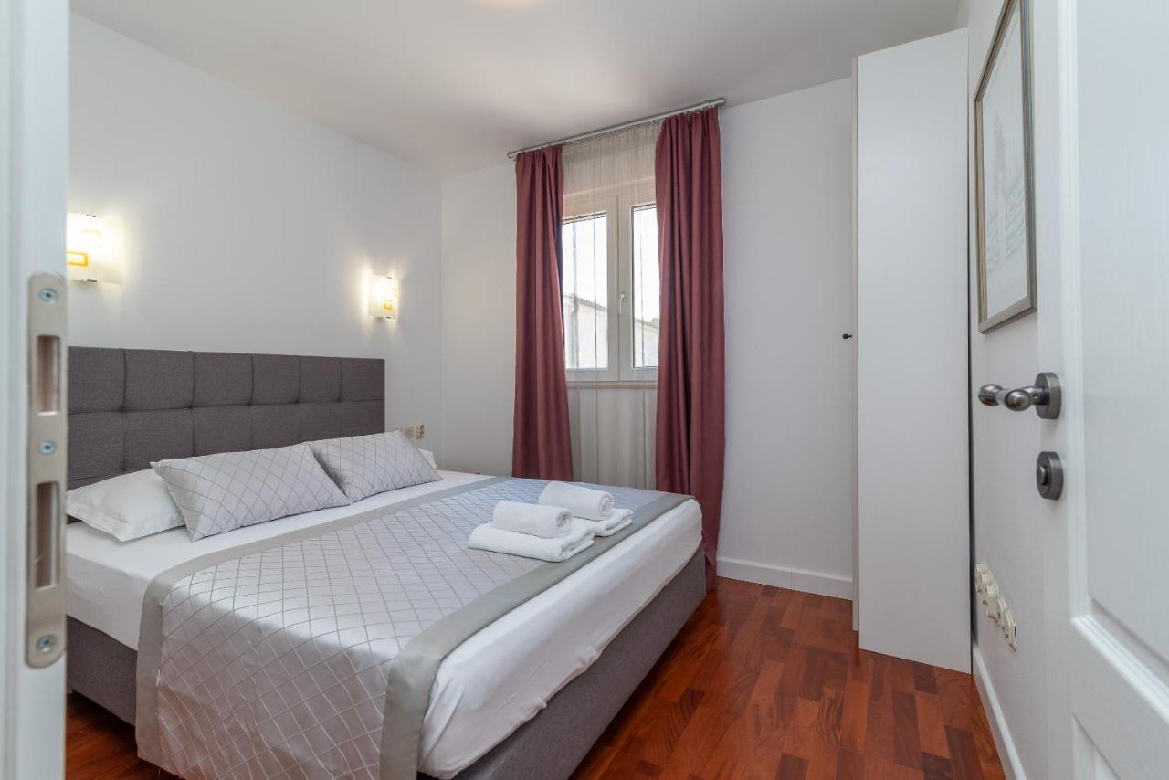Apartments Liam โตรกีร์ ภายนอก รูปภาพ